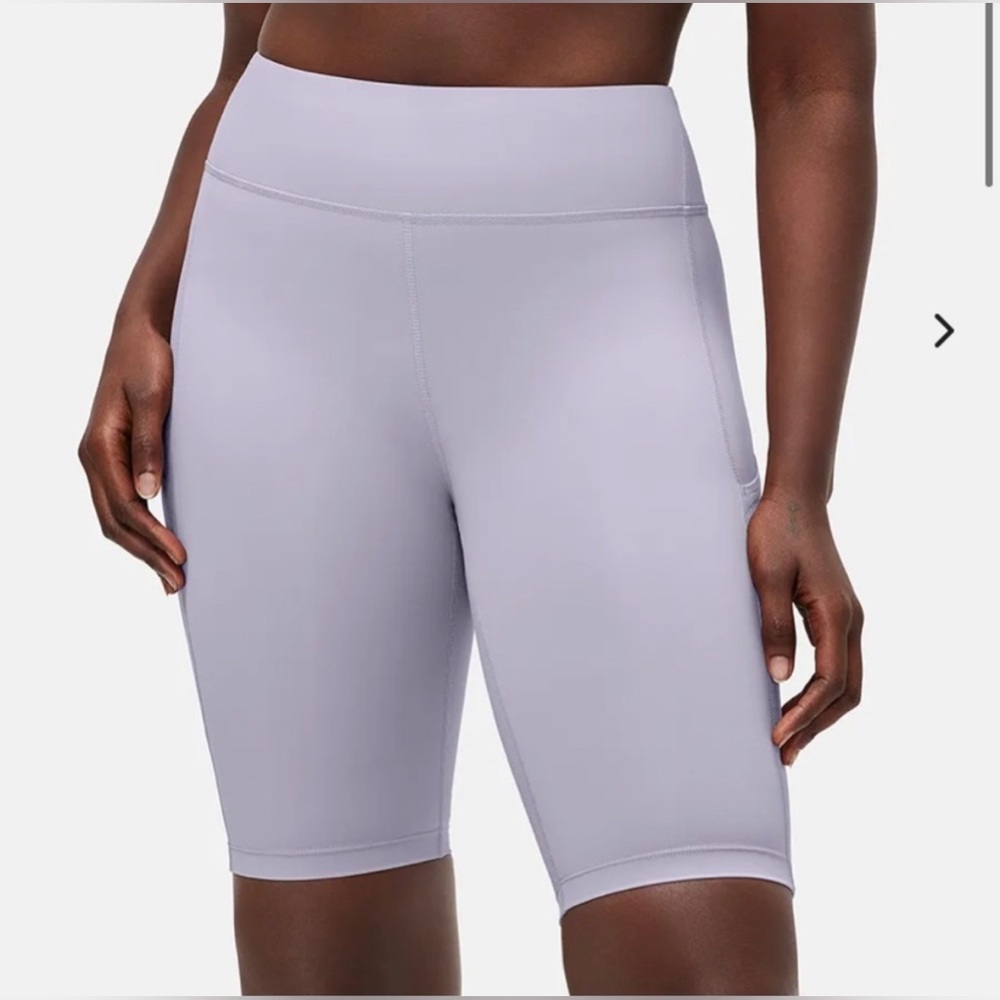 NWT ✨ OV 10” Zoom Short in Earl Grey 💜🤍